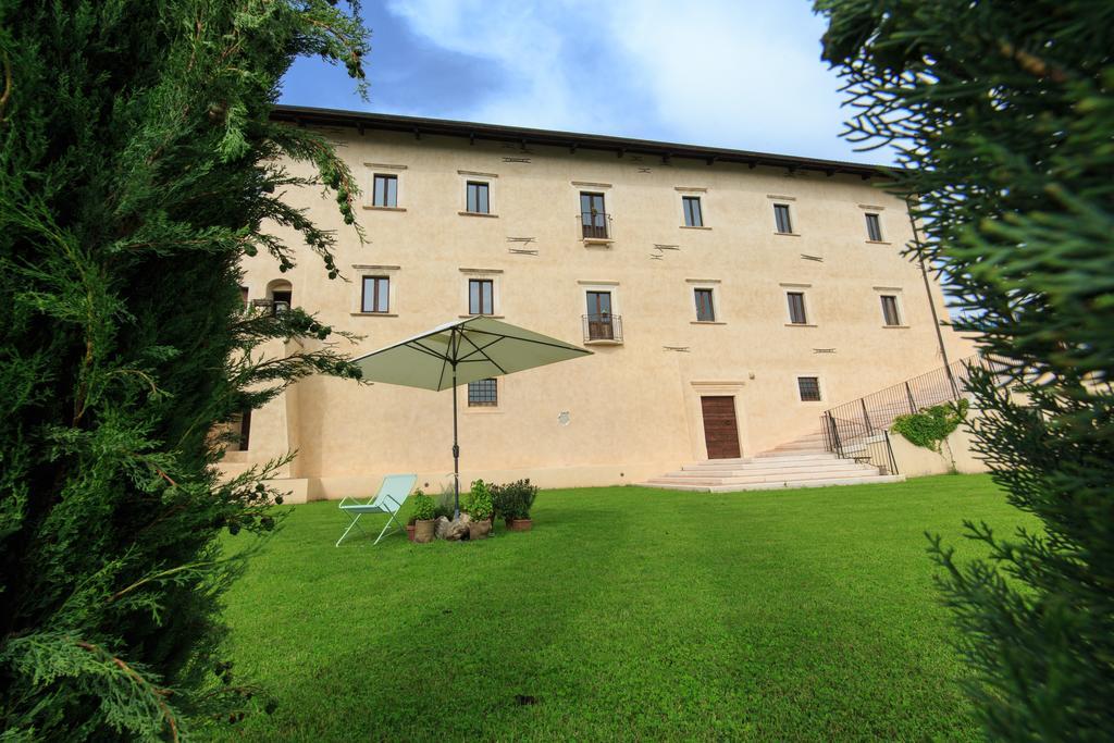 Hôtel Casa Rosati à Fontecchio Extérieur photo